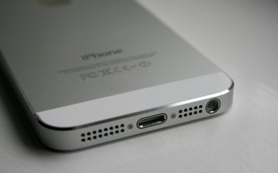 How Apple’s killing of the headphone jack reflects the IT Industry