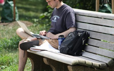 Pros and cons of classroom trainings vs online trainings
